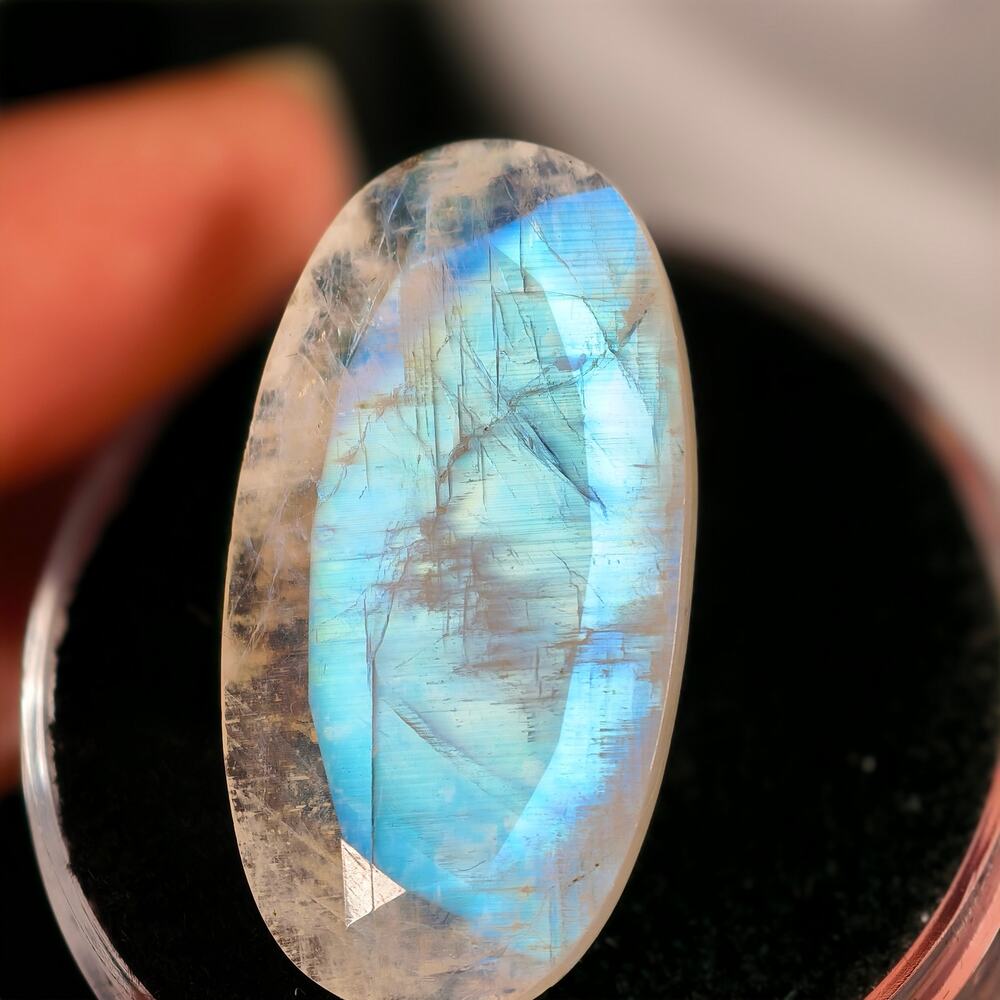22.50ct Indian Rainbow Moonstone Gemstone Oval Cut